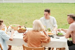 outdoor dining table
